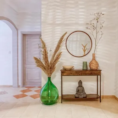 Apartamento Lovely Next To The