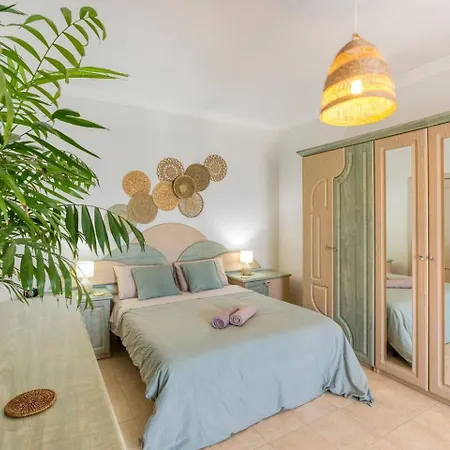 Apartamento Lovely Next To The