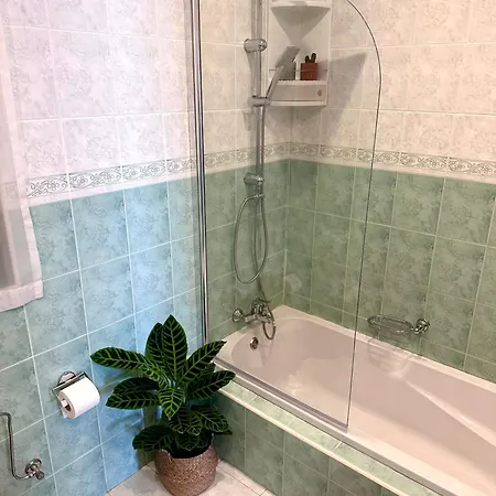 Apartamento Lovely Next To The St Paul's Bay