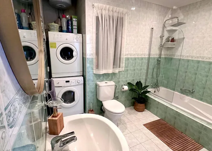 Lovely Next To The St Paul's Bay