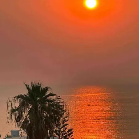 Lovely Next To The Daire