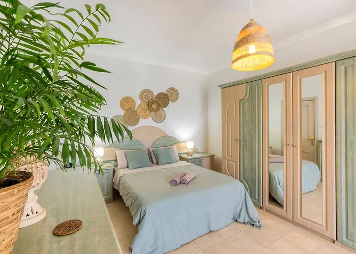 Apartamento Lovely Next To The